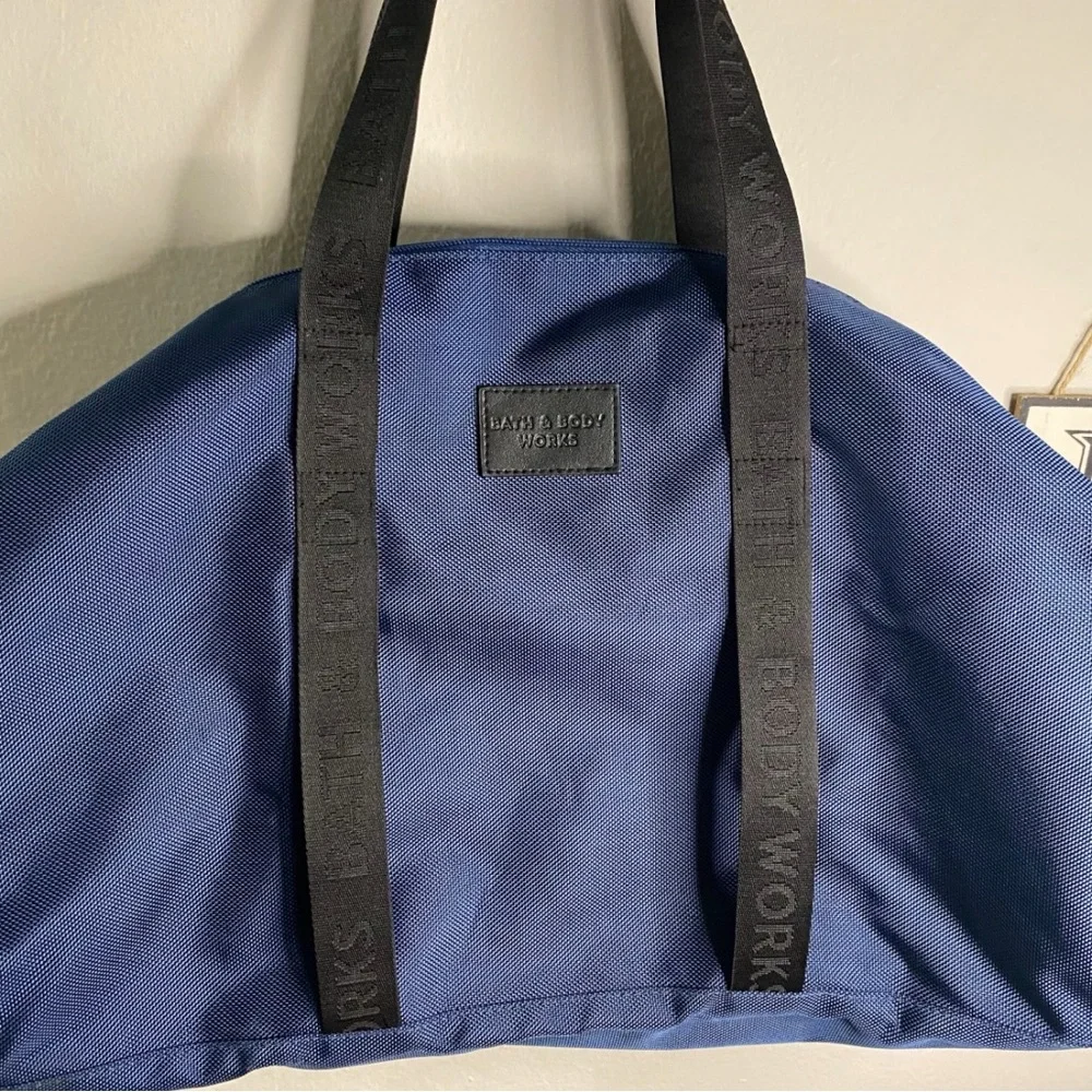 BATH & BODY WORKS OCEAN DUFFEL BAG